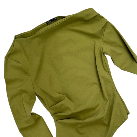 Zara Asymmetrical Stretch Top - Picture 3 of 5